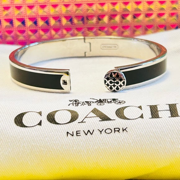 💰SOLD💰Coach Bracelet - Picture 4 of 9